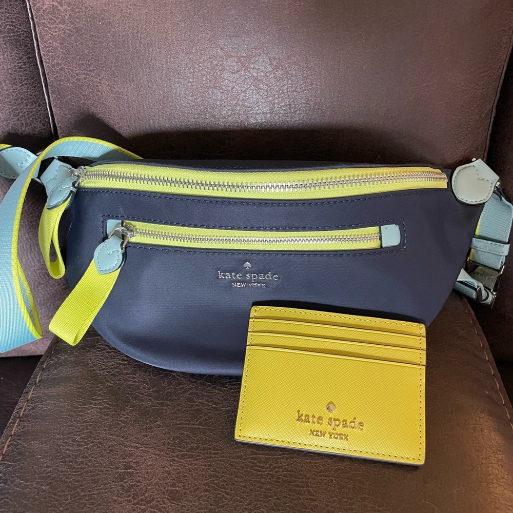 Kate Spade Chelsea Colorblock Belt Waist Bag Fanny Pack used once 
Blazer Blue